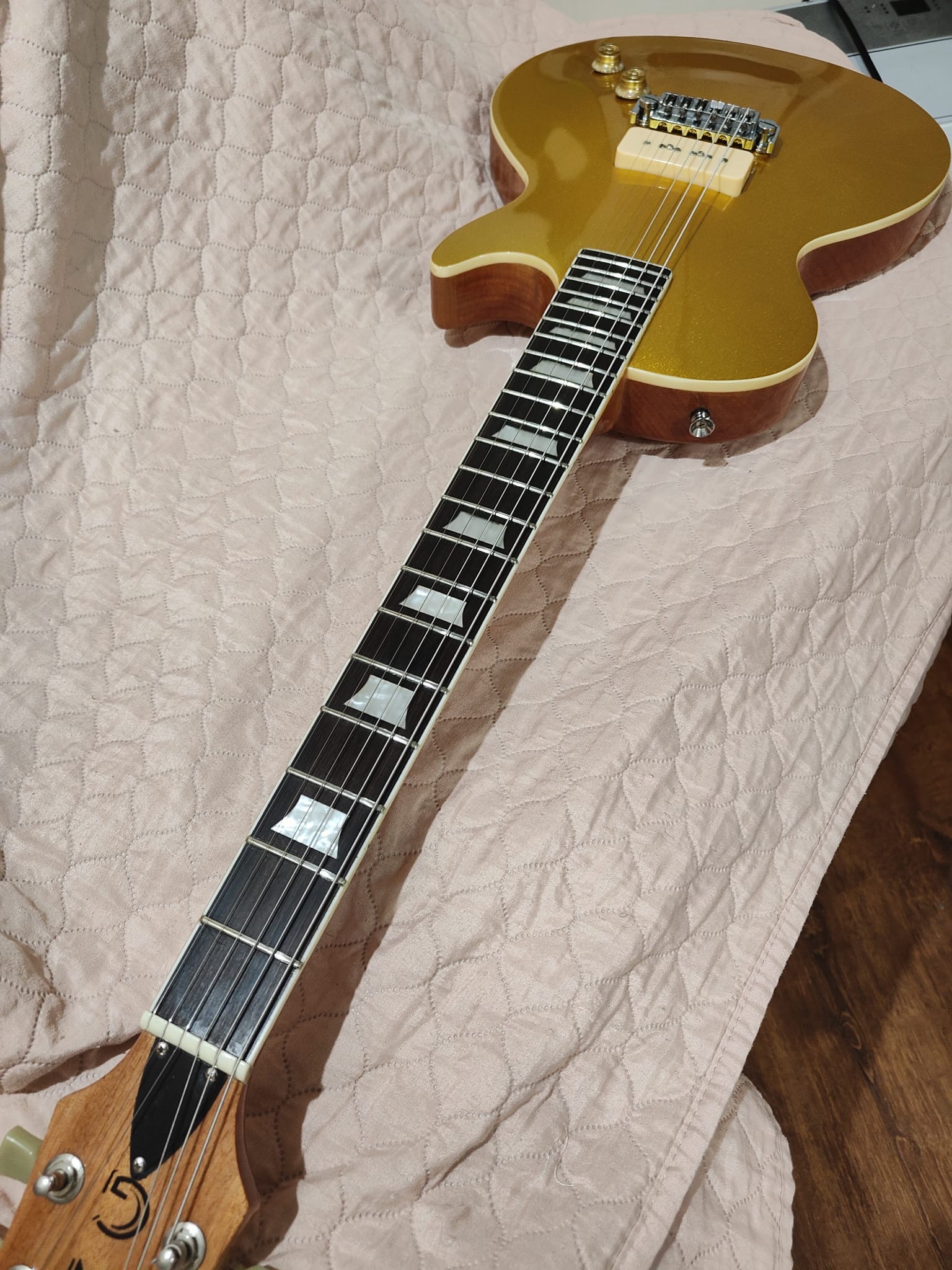 Pracownia gitarowa – zdjęcie 30