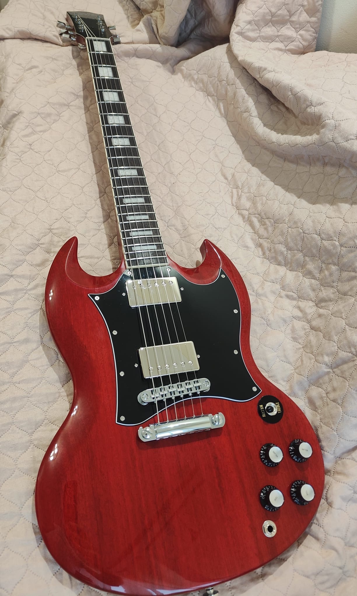Ręcznie budowana gitara elektryczna w Pracowni Gitarowej Daniel Kempa